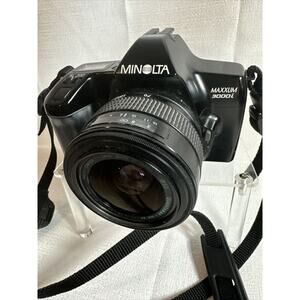 Minolta Maxxum 3000i 35mm Film Camera With Lens UNTESTED Vintage AS IS‎